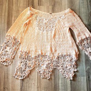 Pink Free People crochet 3/4 sleeve top sz medium.